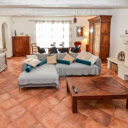 3 Bedroom Awesome Home In Chateuneuf De Gadagne Châteauneuf-de-Gadagne Exterior photo