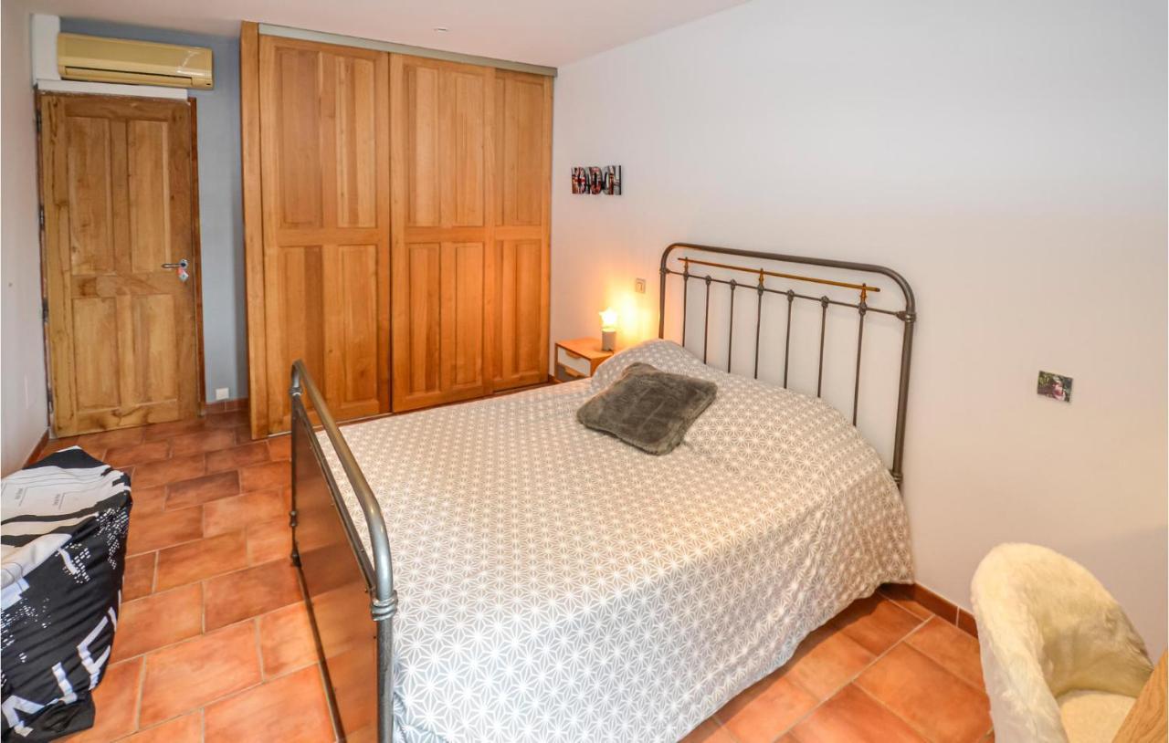 3 Bedroom Awesome Home In Chateuneuf De Gadagne Châteauneuf-de-Gadagne Exterior photo